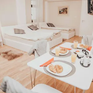 Apartment With Amazing View In The Center, Shkodra